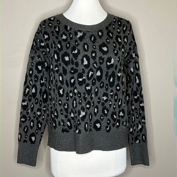 Lucky Brand Ladies Slouchy Crewneck Sweater Spotted Animal Cheetah Leopard Print - Picture 1 of 8